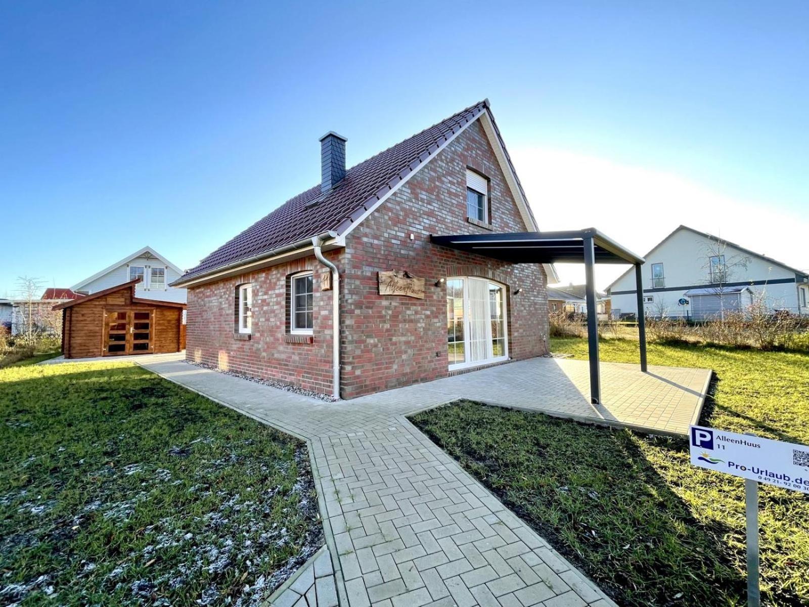 Alleenhuus Warin Exteriér fotografie